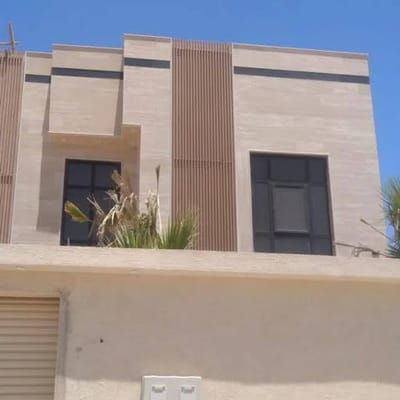 التشييد للرخام: خبرة تتحدث في عالم الرخام والتصميم