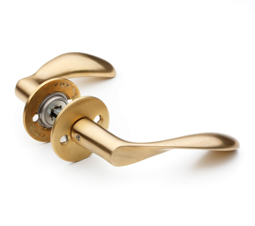 Top 7 designfordele ved messing dørgreb i arkitektoniske projekter