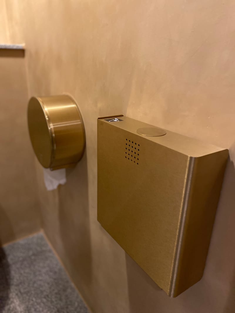 Kvalitets sanitets inventar fra Østrig til semi-offentlige toiletter