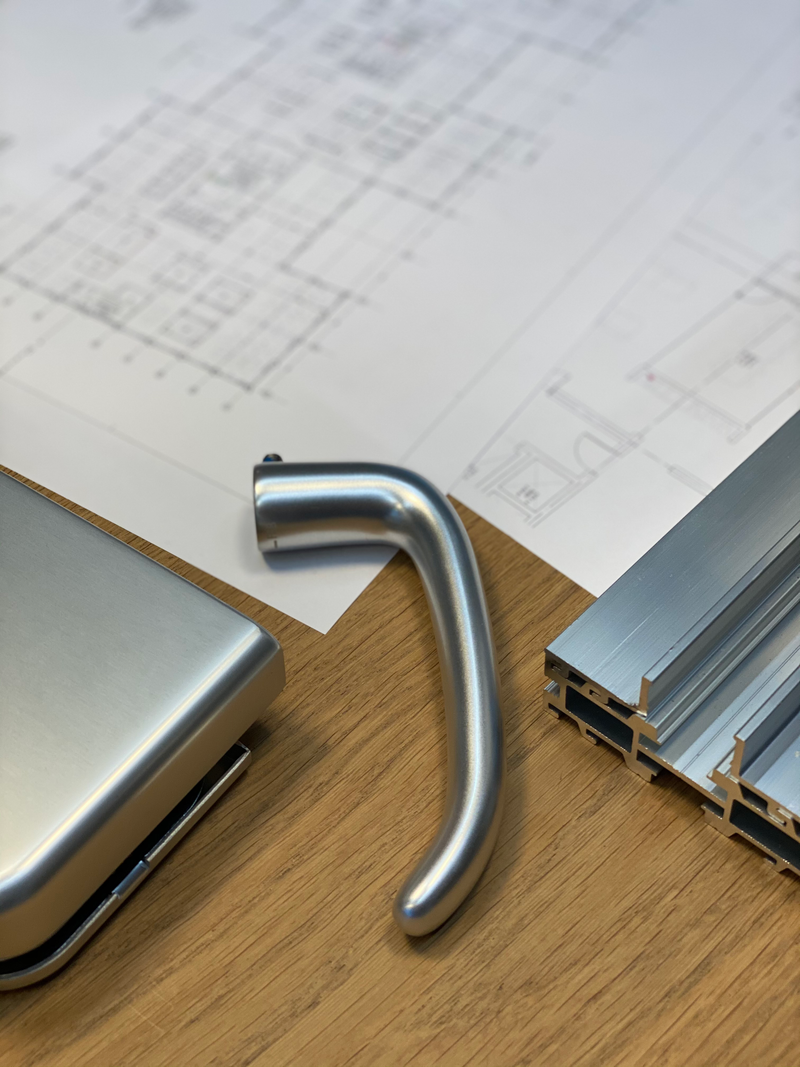 SD lyd glasvægge med- eller uden sprosser til private og professionelle