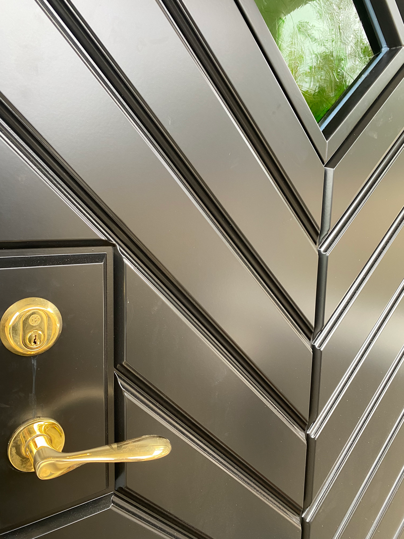 En Ekstrands dør kan males i alle NCS eller RAL farver