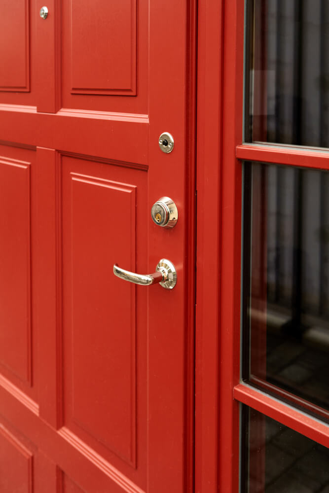 En Ekstrands dør kan males i alle NCS eller RAL farver