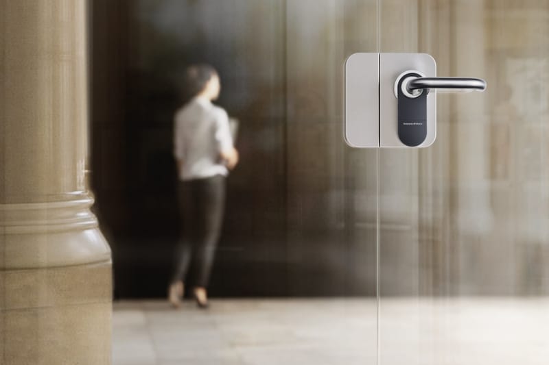 SD lyd glasvægge med- eller uden sprosser til private og professionelle