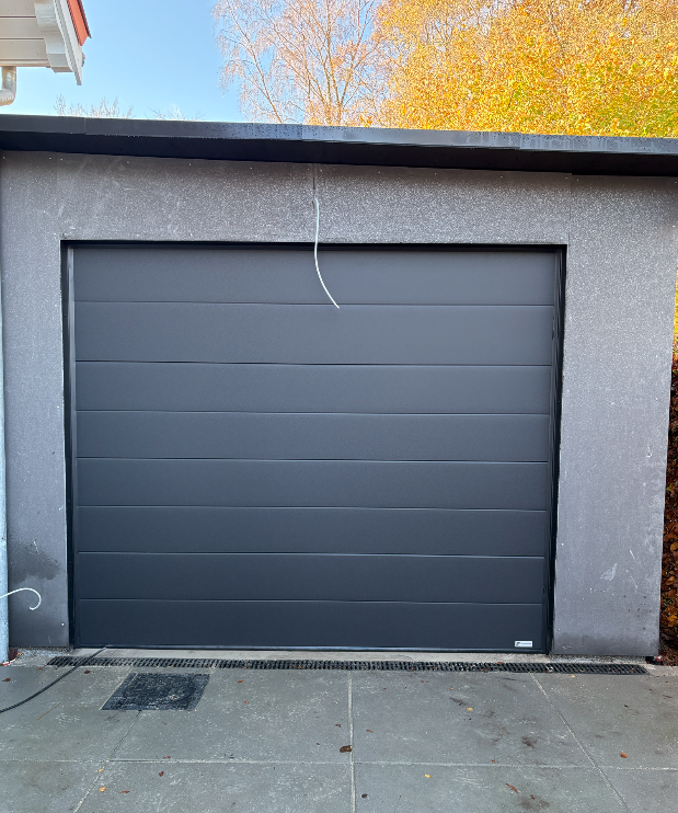 EKSTRANDS indgangspartier, porte- og garagedøre