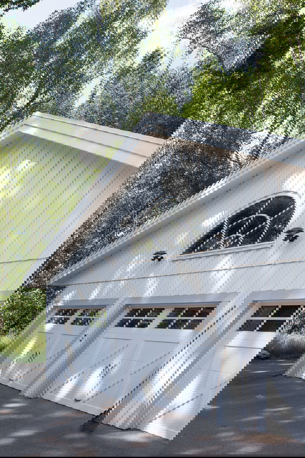 EKSTRANDS entrances, gates and garage doors