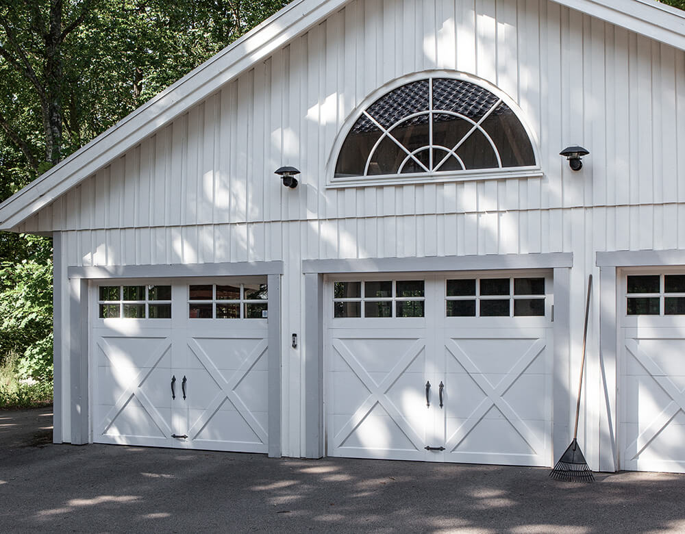 EKSTRANDS entrances, gates and garage doors