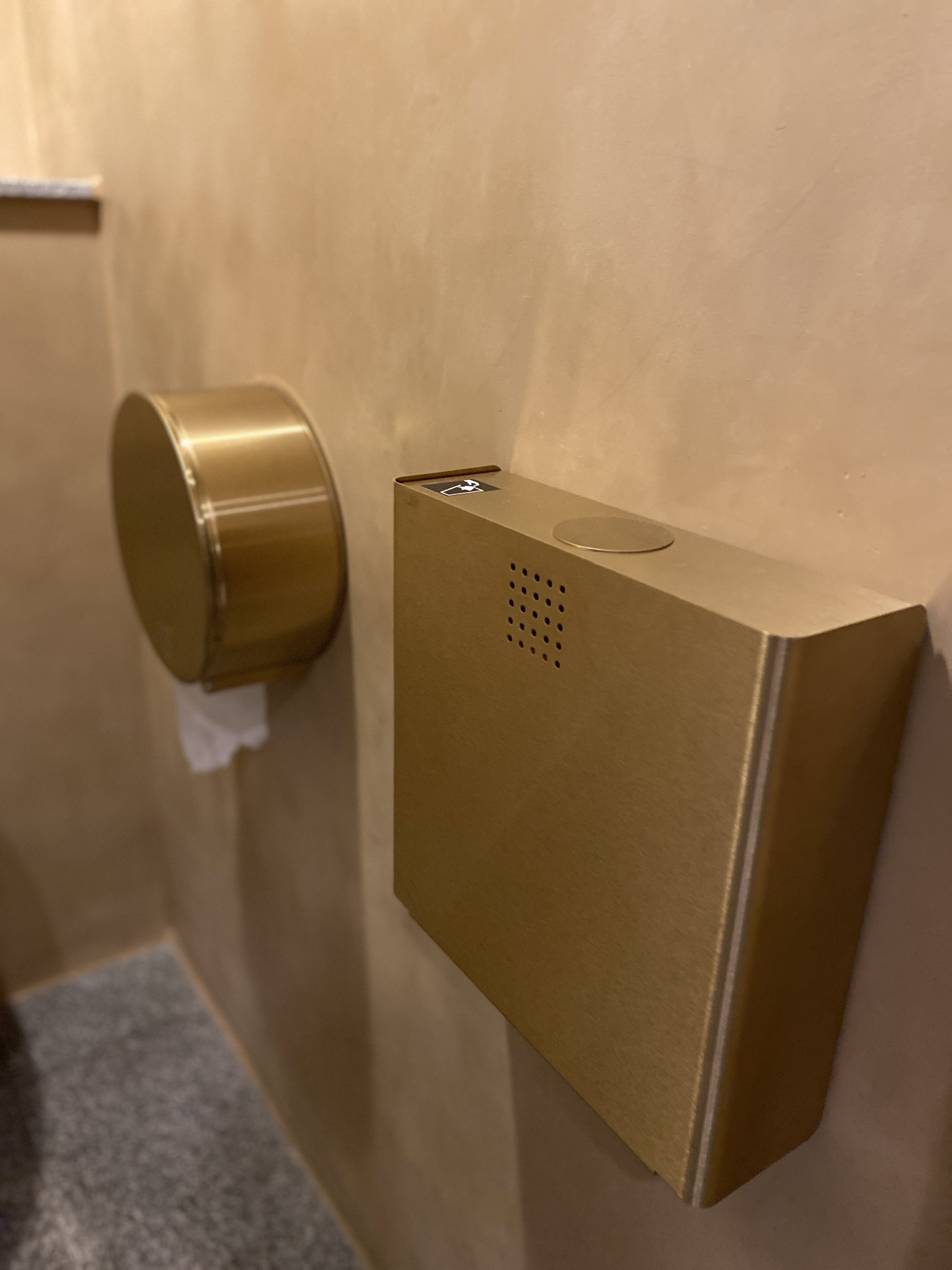 Quality sanitary fixtures from Austria for semi-public toilets
