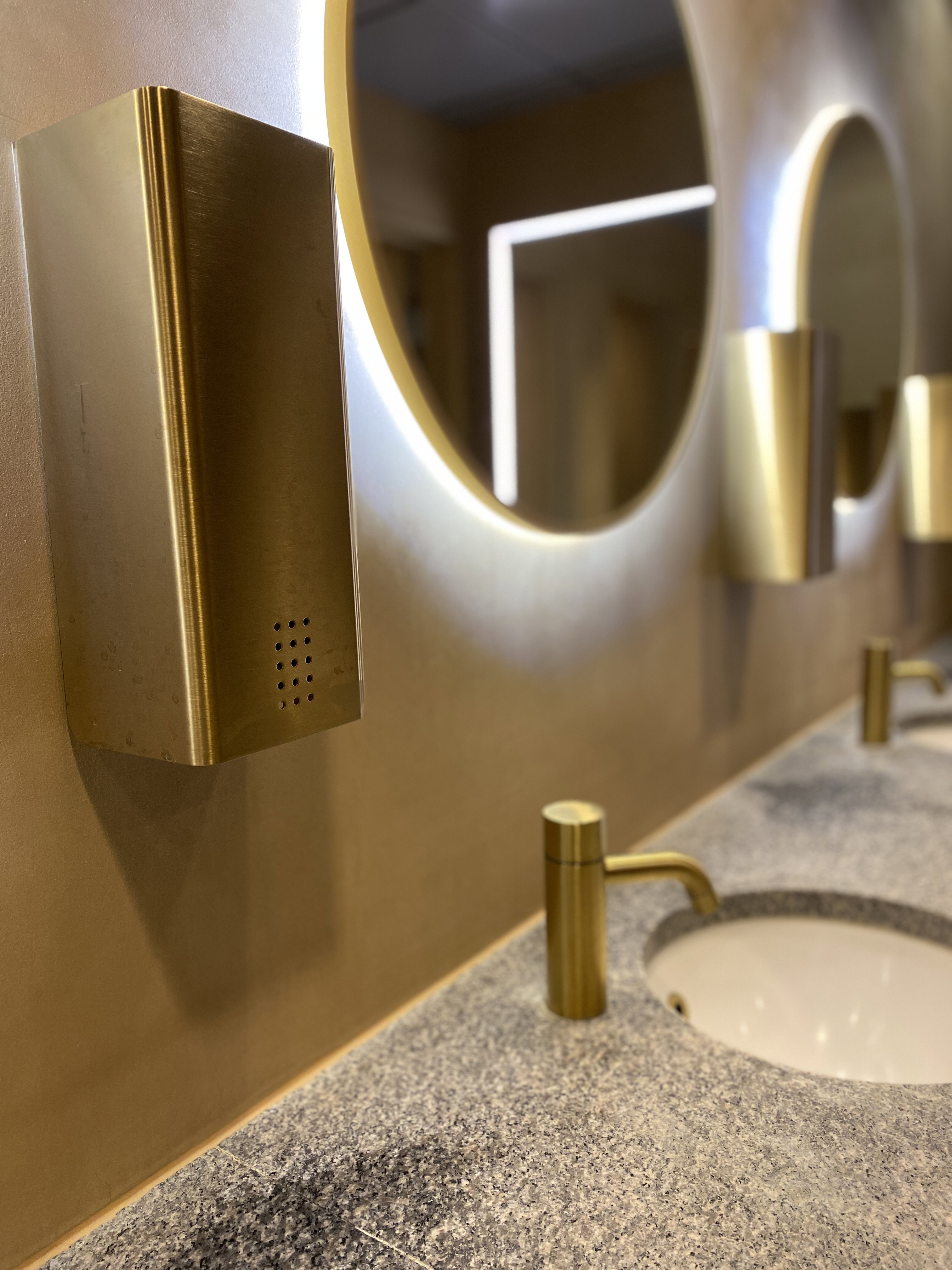 Quality sanitary fixtures from Austria for semi-public toilets