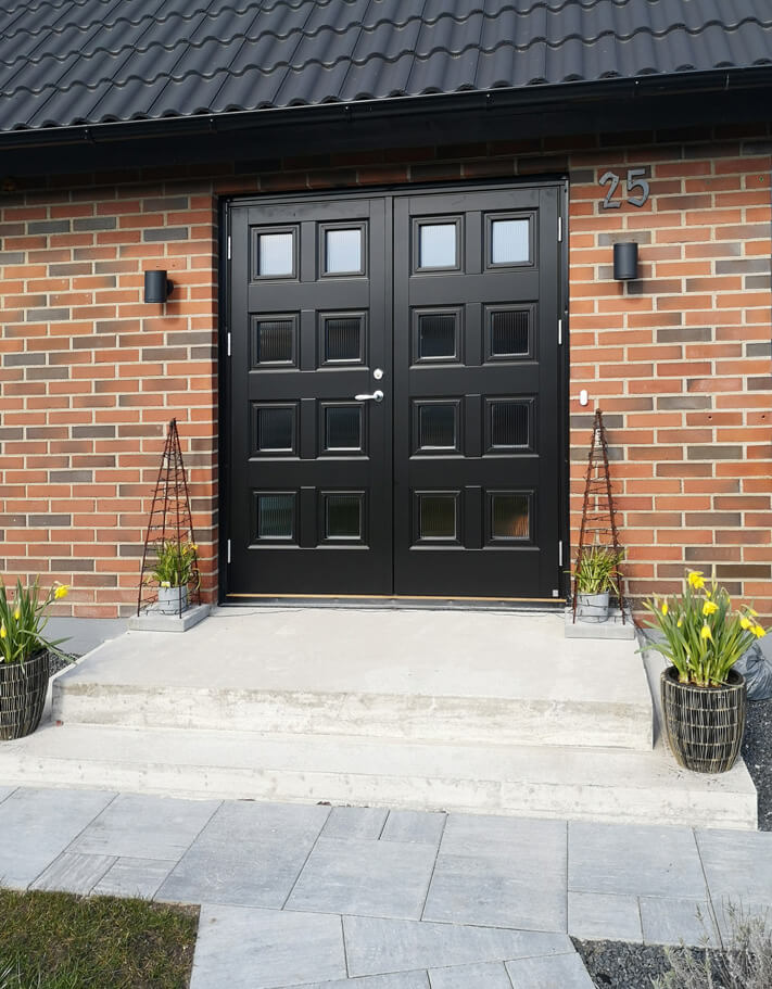 All EKSTRANDS doors can be made into double doors.