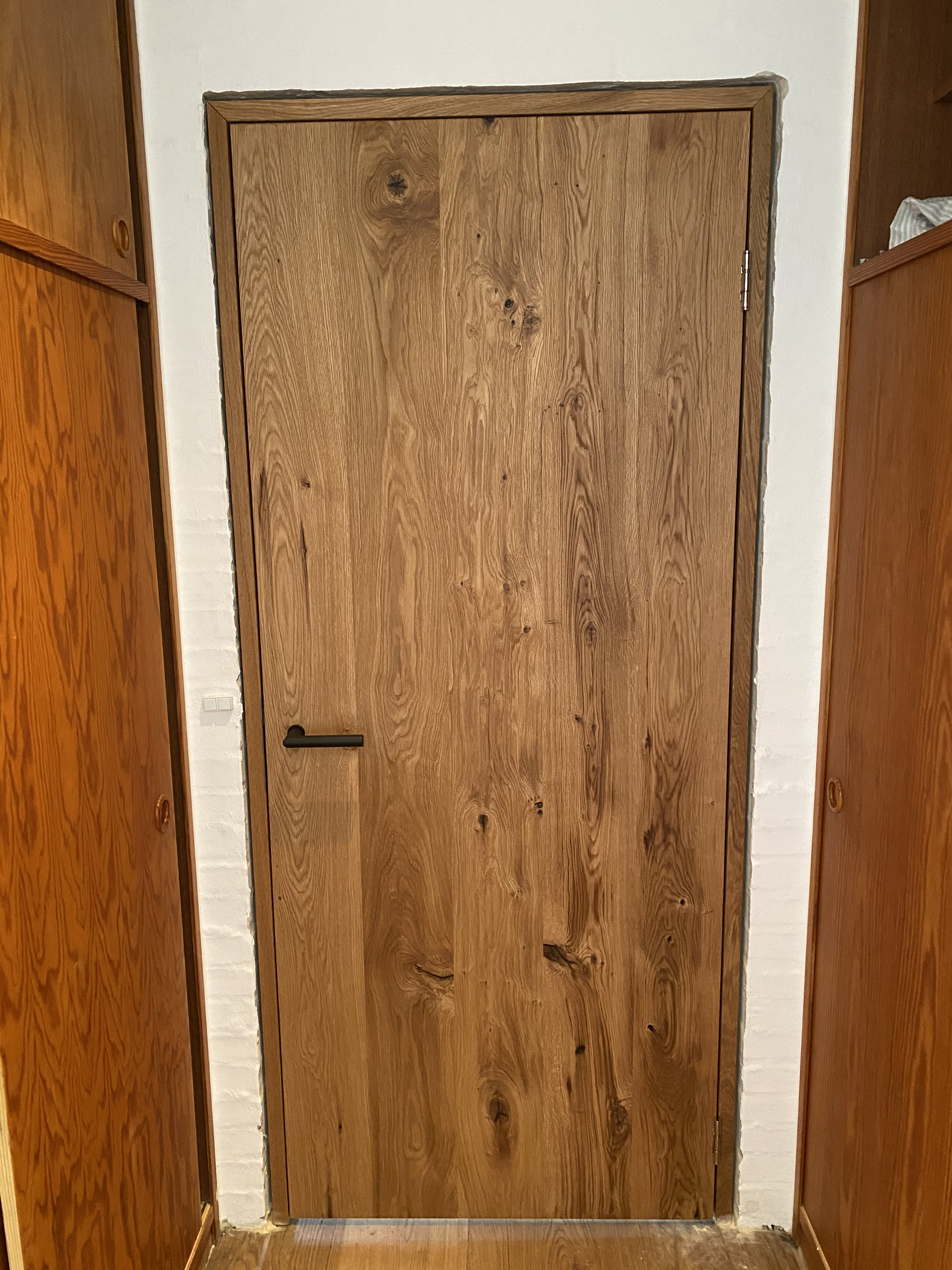 EKSTRANDS doors in solid wood or veneer