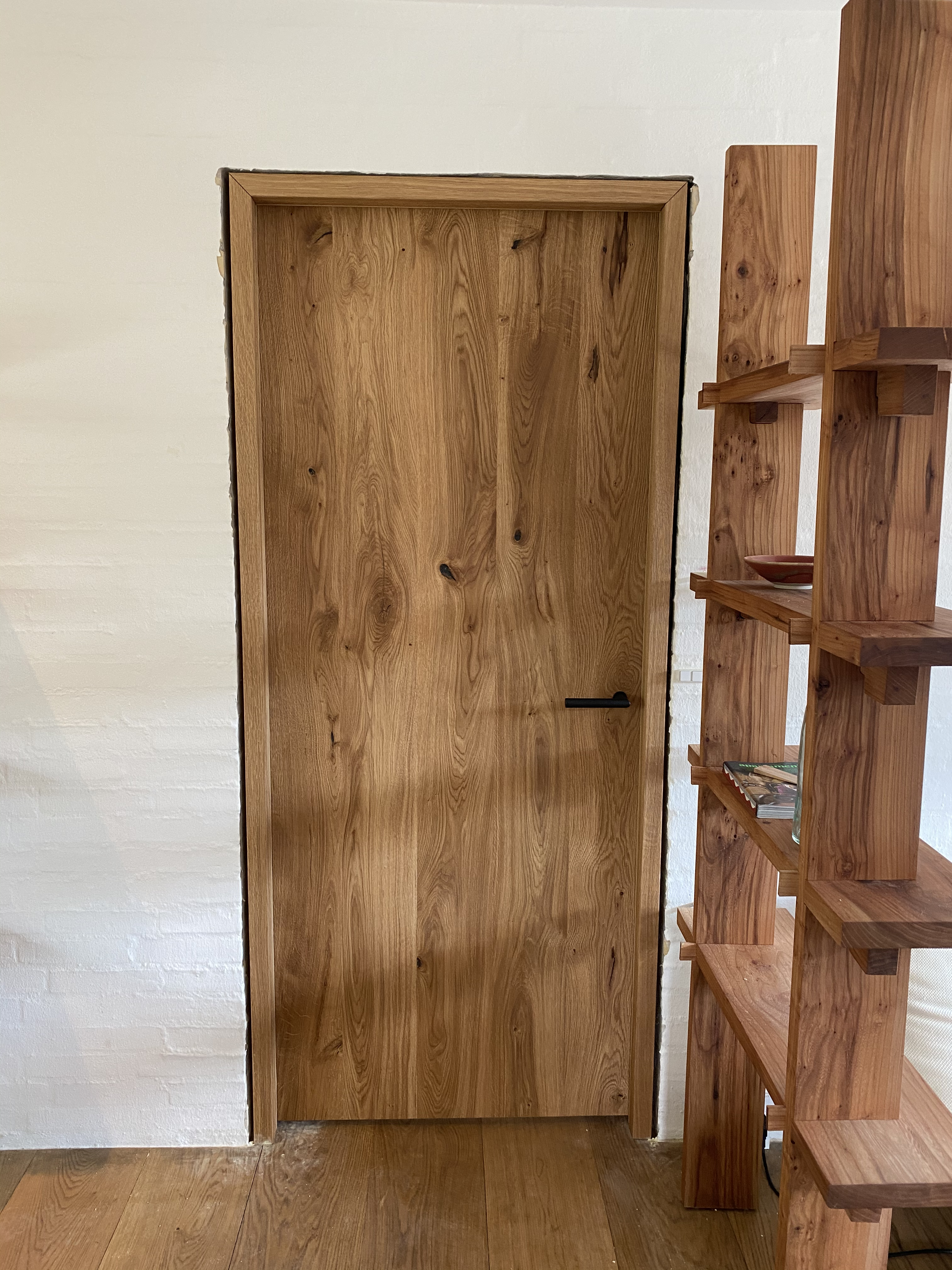 EKSTRANDS doors in solid wood or veneer