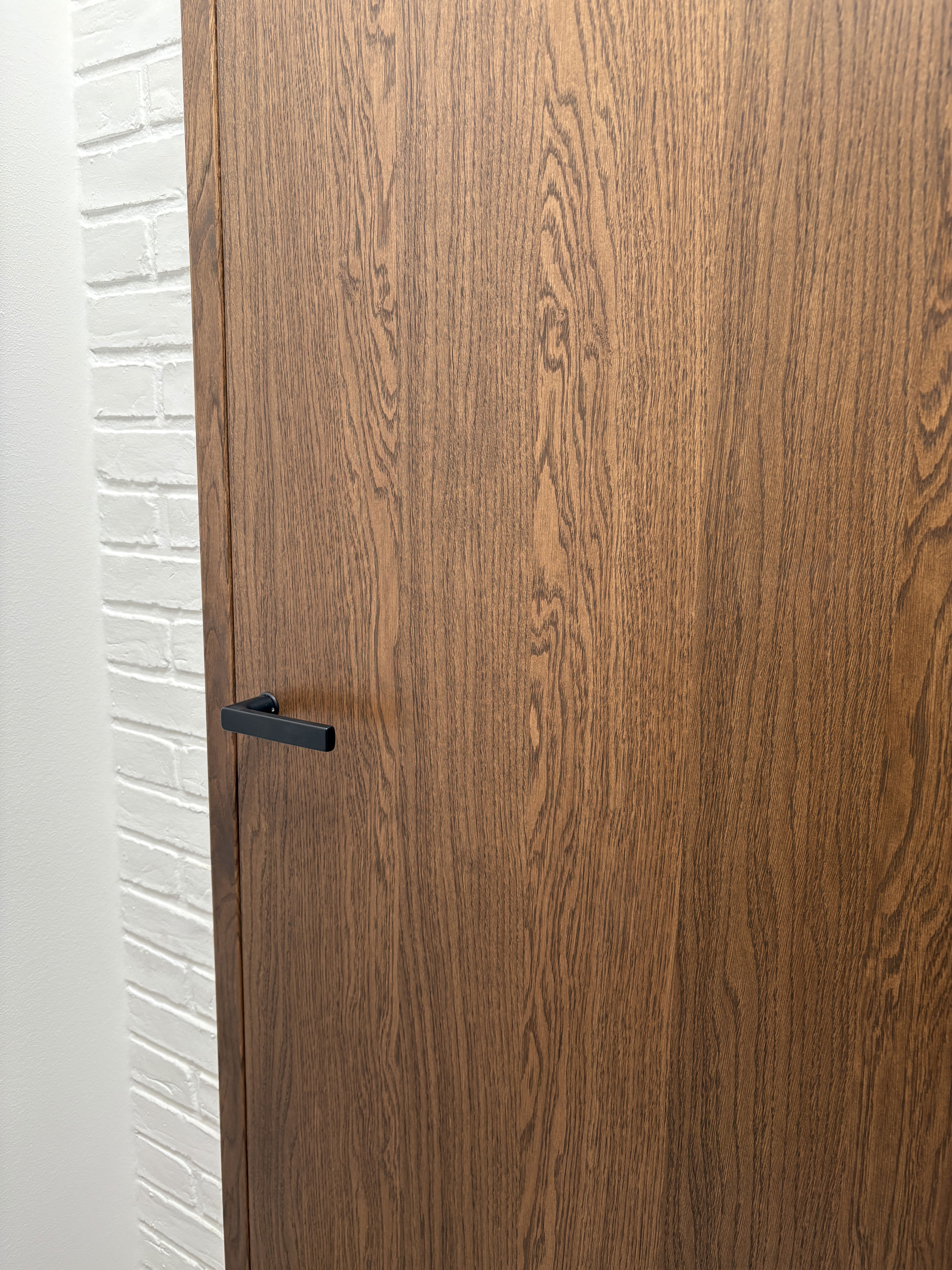 EKSTRANDS doors in solid wood or veneer