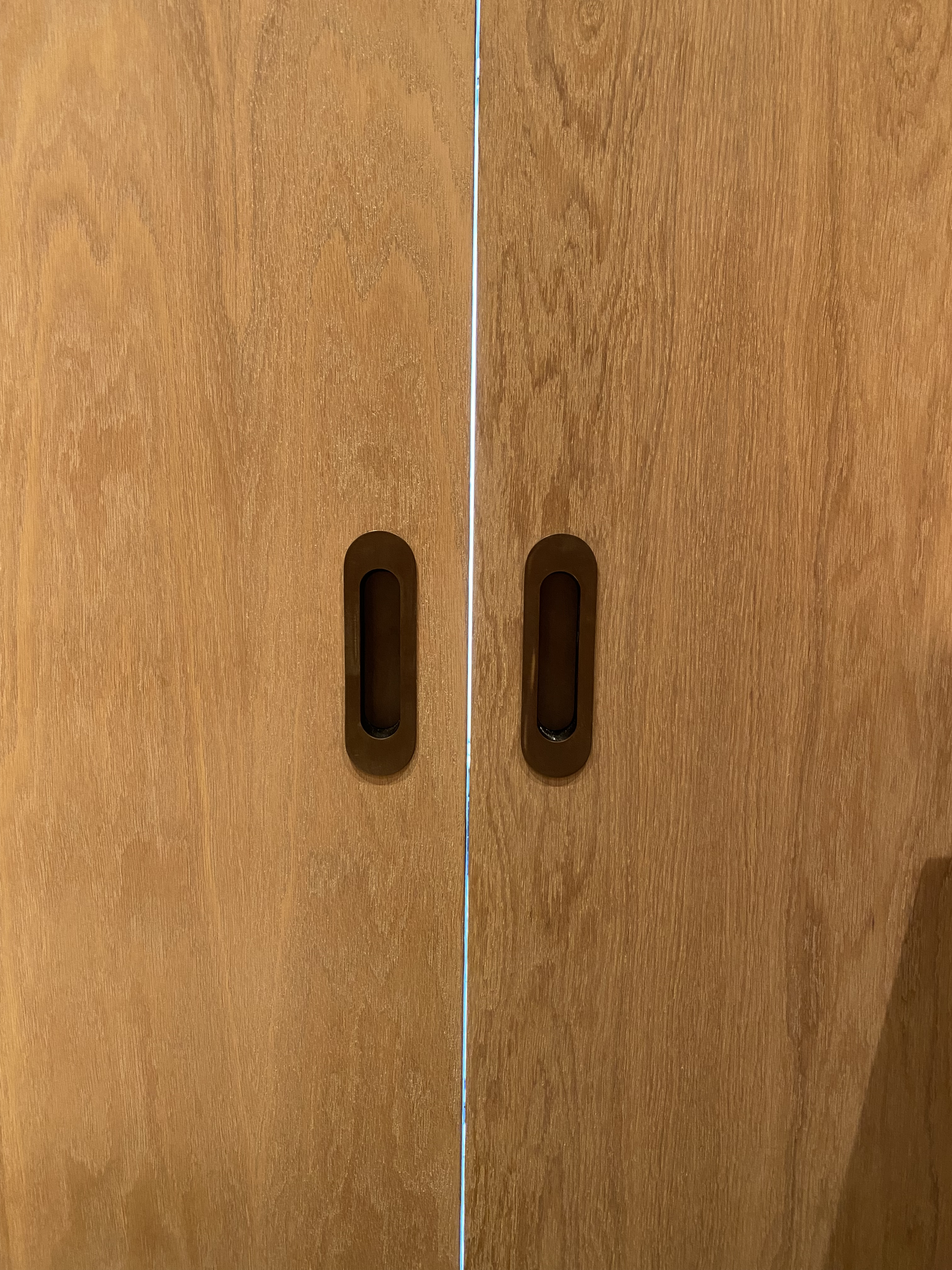 EKSTRANDS doors in solid wood or veneer