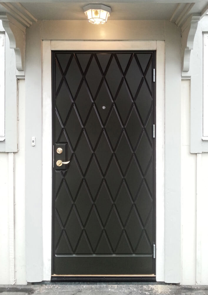 An Ekstrand door can be painted in all NCS or RAL colors.