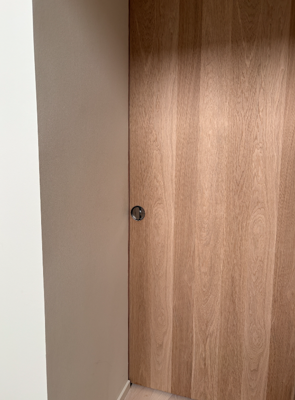 EKSTRANDS doors in solid wood or veneer