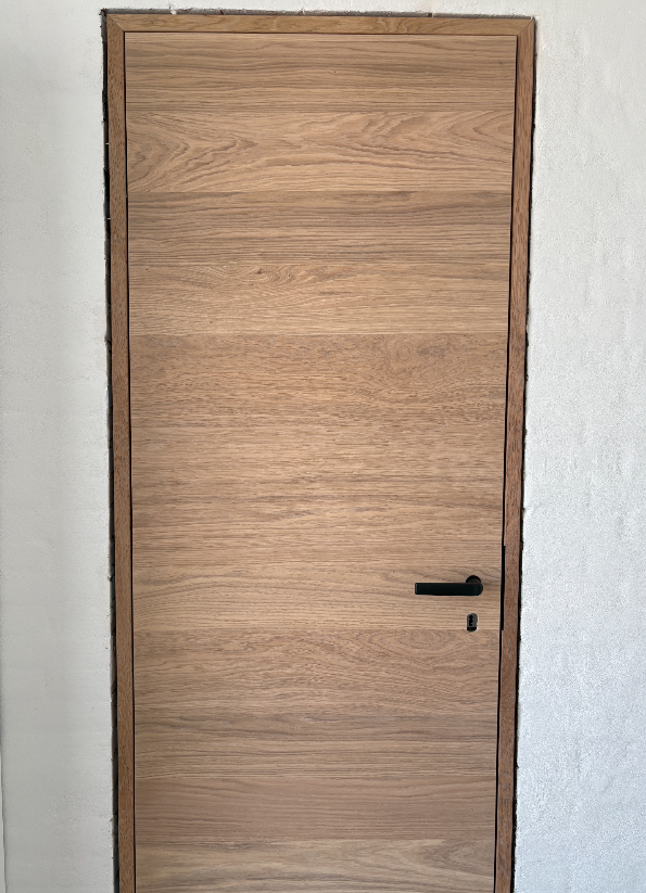 EKSTRANDS doors in solid wood or veneer