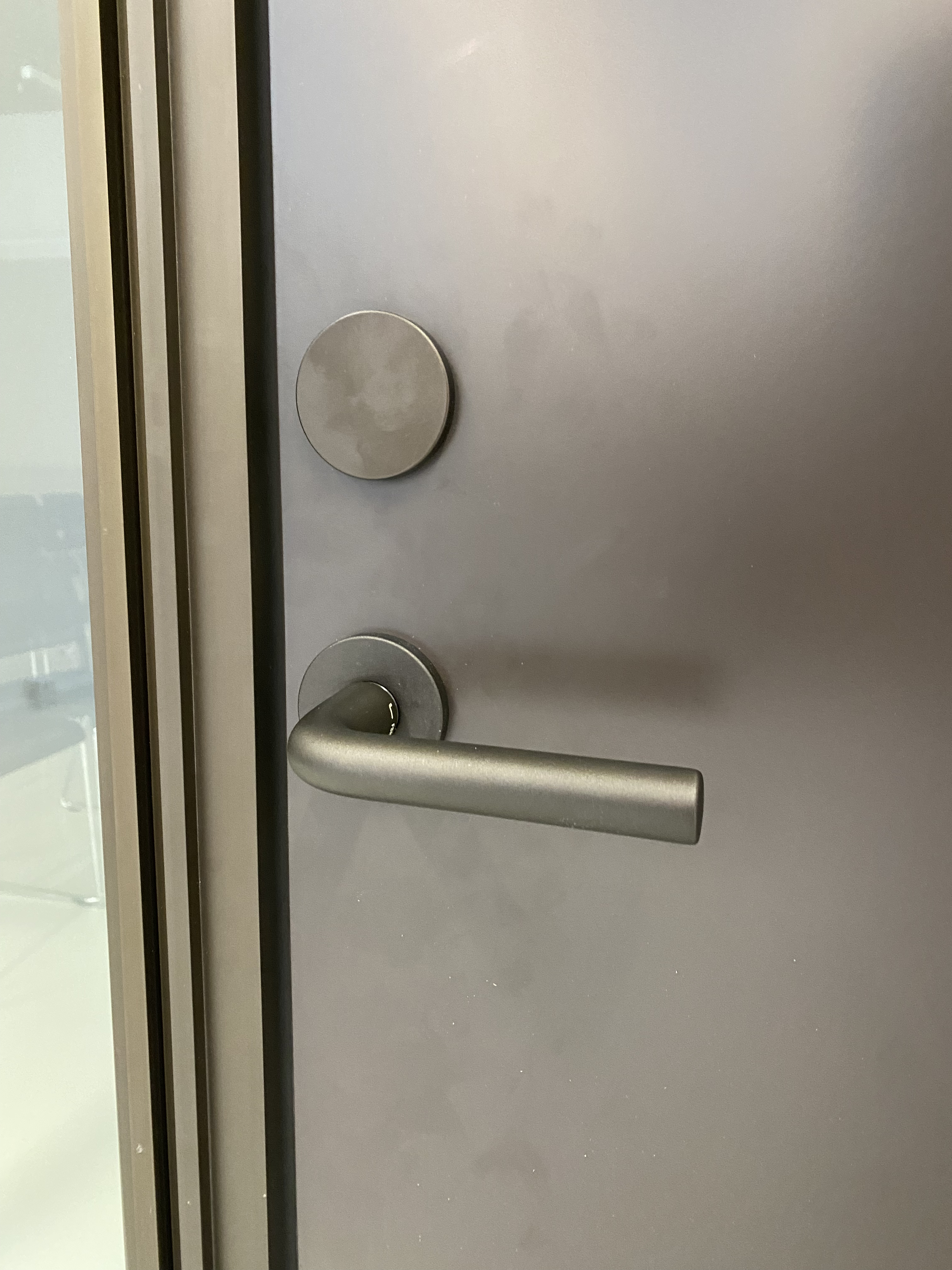 SD sound glass walls with or without bars for private and professional use