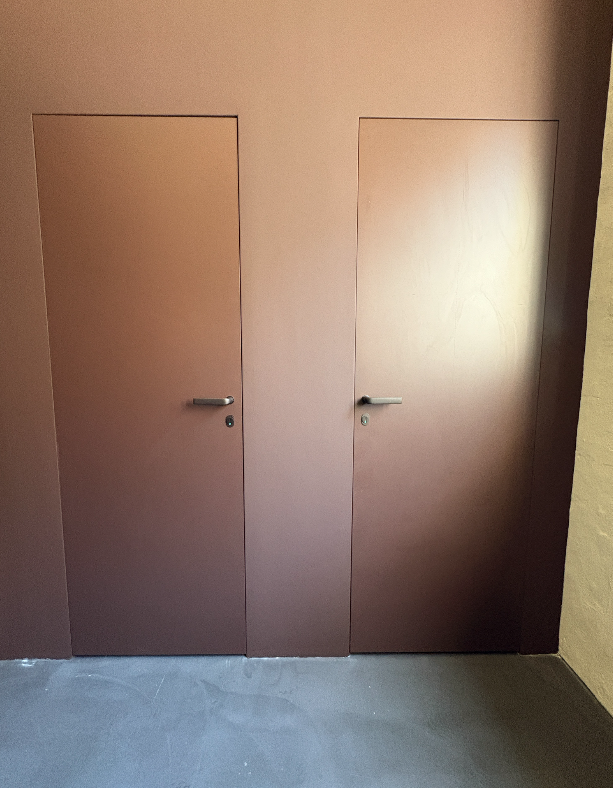 An Ekstrand door can be painted in all NCS or RAL colors.