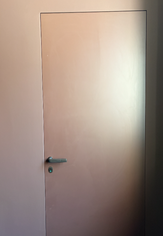 An Ekstrand door can be painted in all NCS or RAL colors.