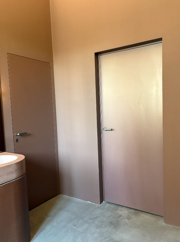 An Ekstrand door can be painted in all NCS or RAL colors.