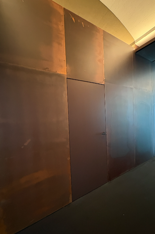 An Ekstrand door can be painted in all NCS or RAL colors.