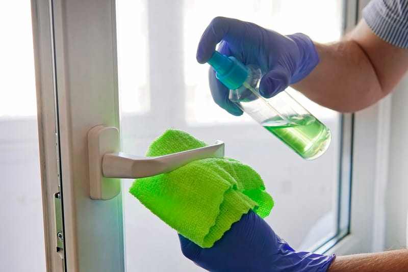 Τα οφέλη του τακτικού καθαρισμού γραφείων