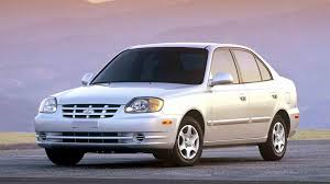 فيرنا ولا لانوس؟ مقارنة بين أسطورتين شعبيتين في الشوارع المصرية… مين تشتري ومين تسيب؟