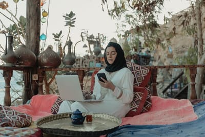 سياحة الاستشفاء الرقمي: دليلك لاستعادة التوازن النفسي والذهني