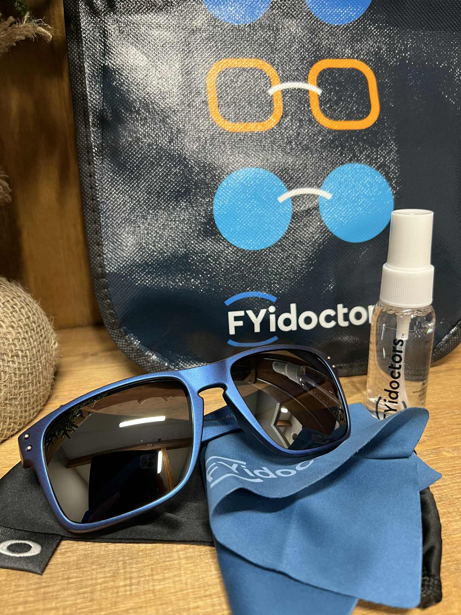 Men's Oakley sunglasses