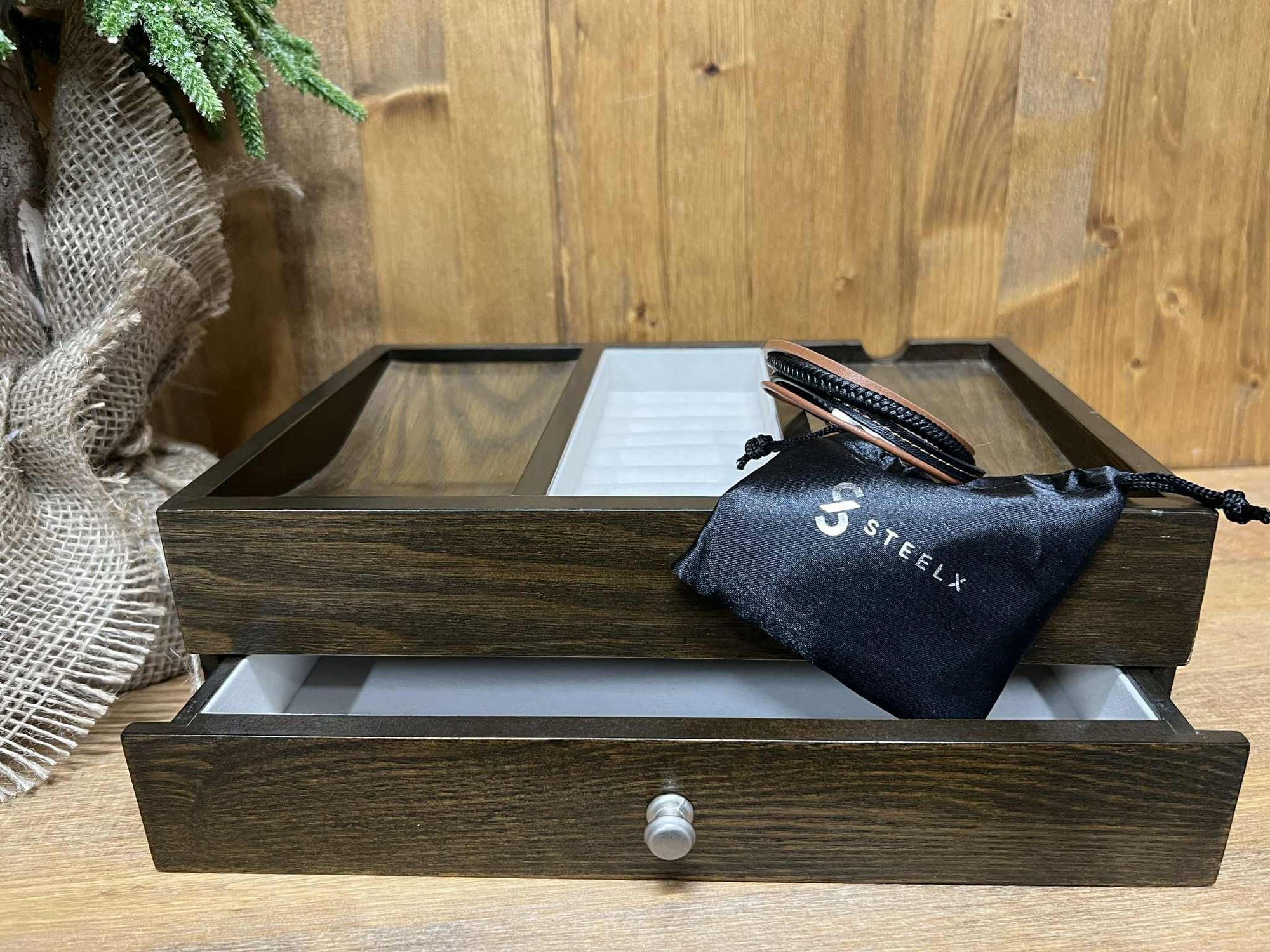 Men's Steelx wallet and watch case