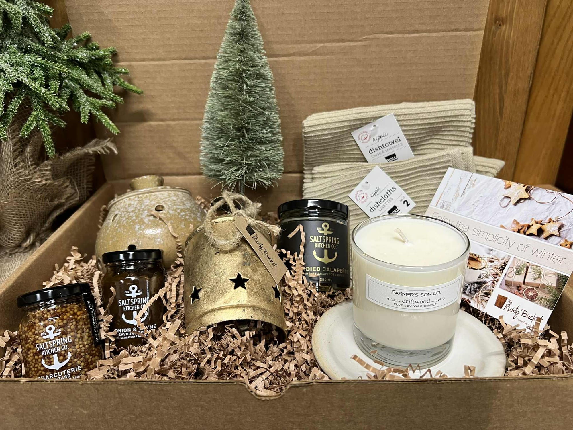 Rustic kitchen & décor hamper