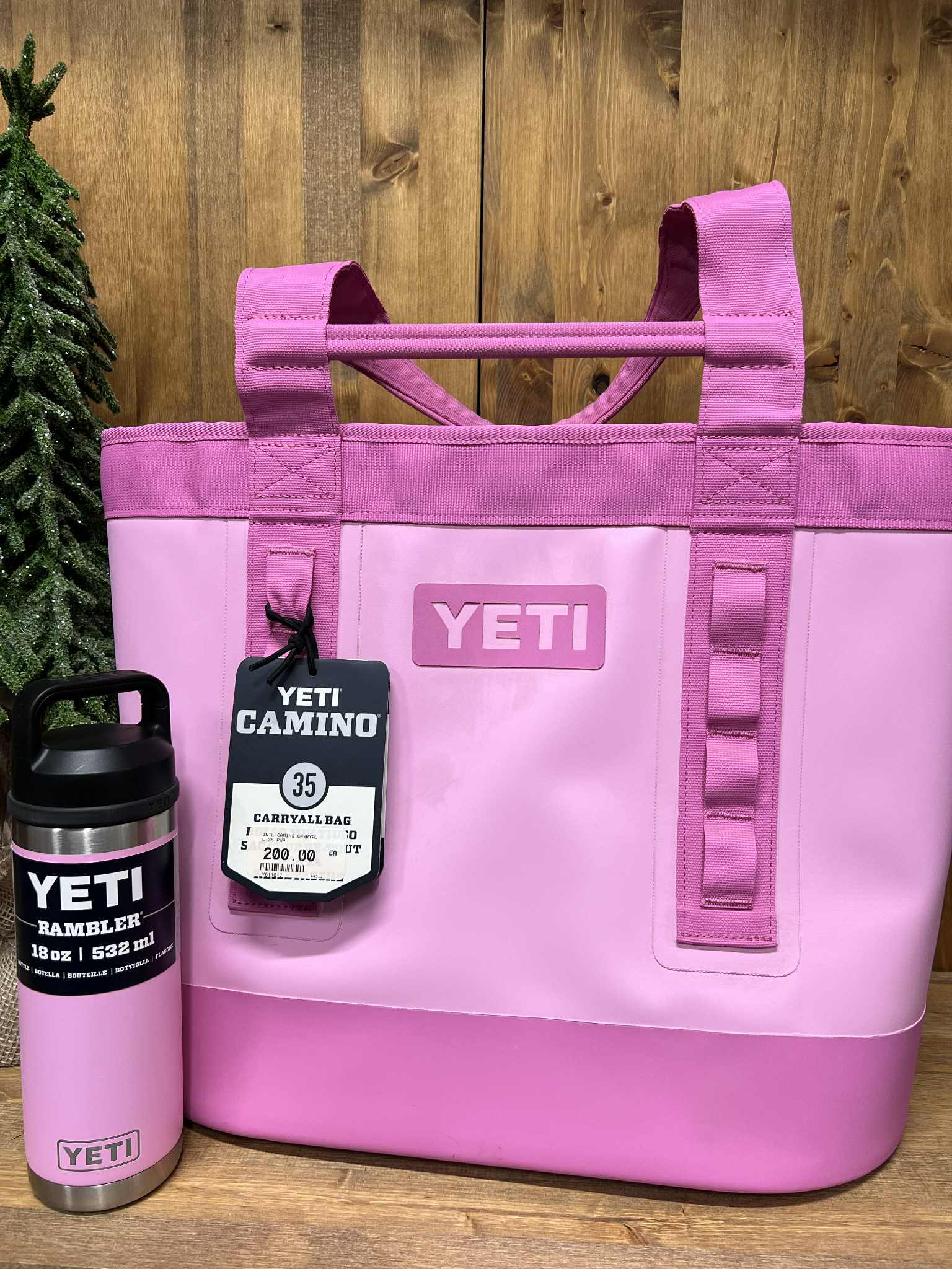 Yeti Camino 35 Carryall & Rambler water bottle