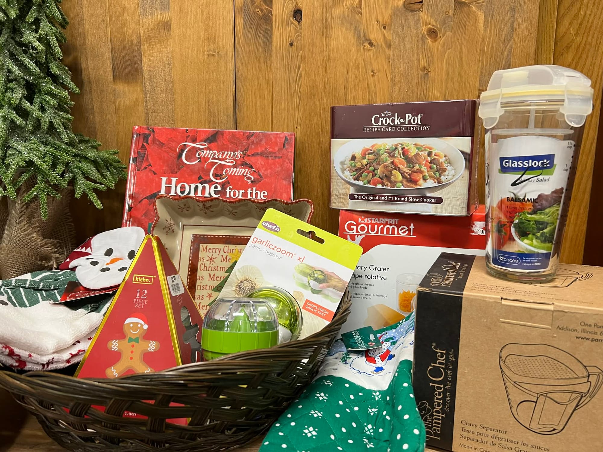 Kitchen helper bundle.