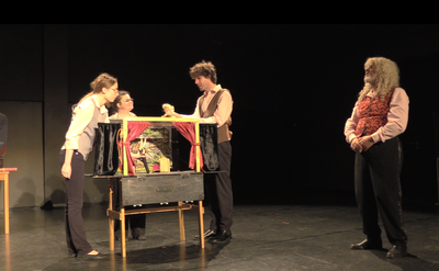 LE MONTREUR DE THÉÂTRE