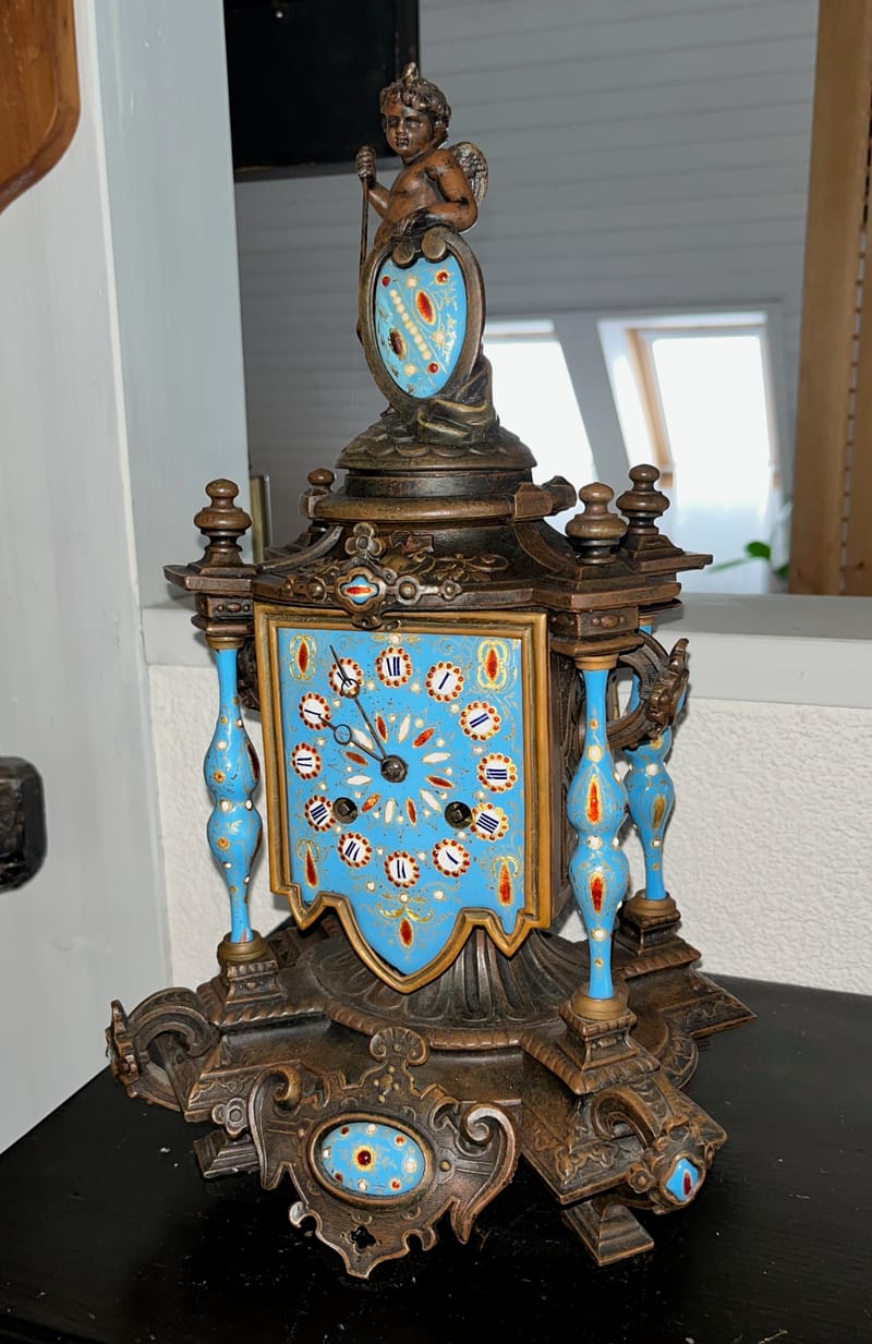 (163S) JUGENDSTILUHR BRONZE UND PORZELLAN