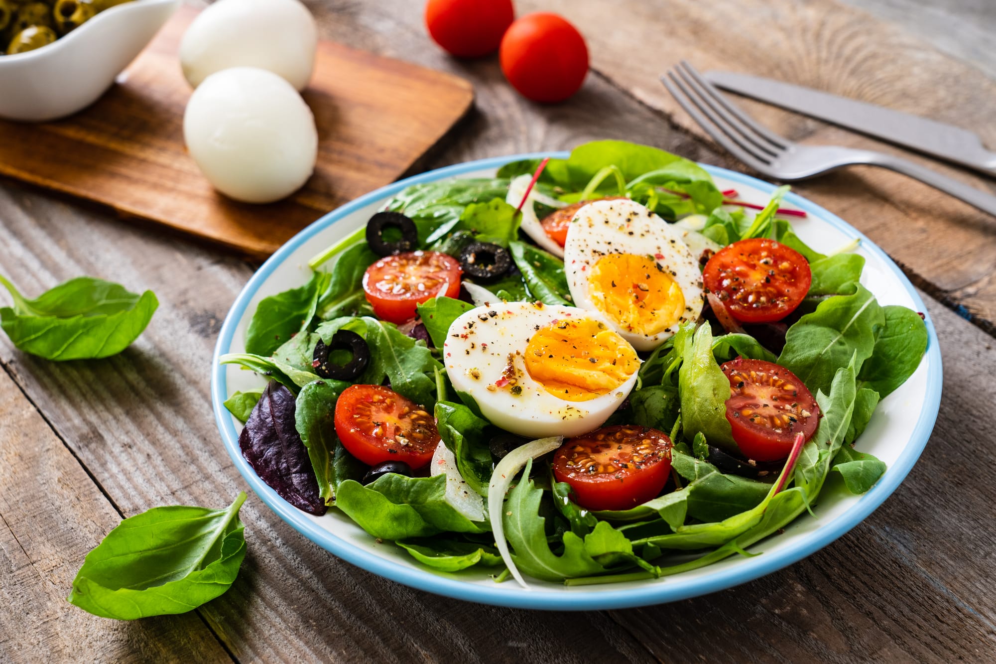 Nutrition Tips for Gym-Goers: Eat Smart, Fuel Your Body 💪