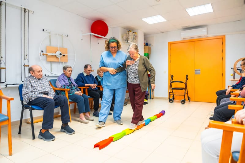 (CARE HOME STAFF) AWARD IN SAFE MOVEMENT AND EXERCISE