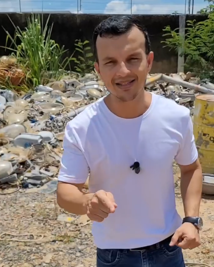 CADÊ AS LUMINÁRIAS?