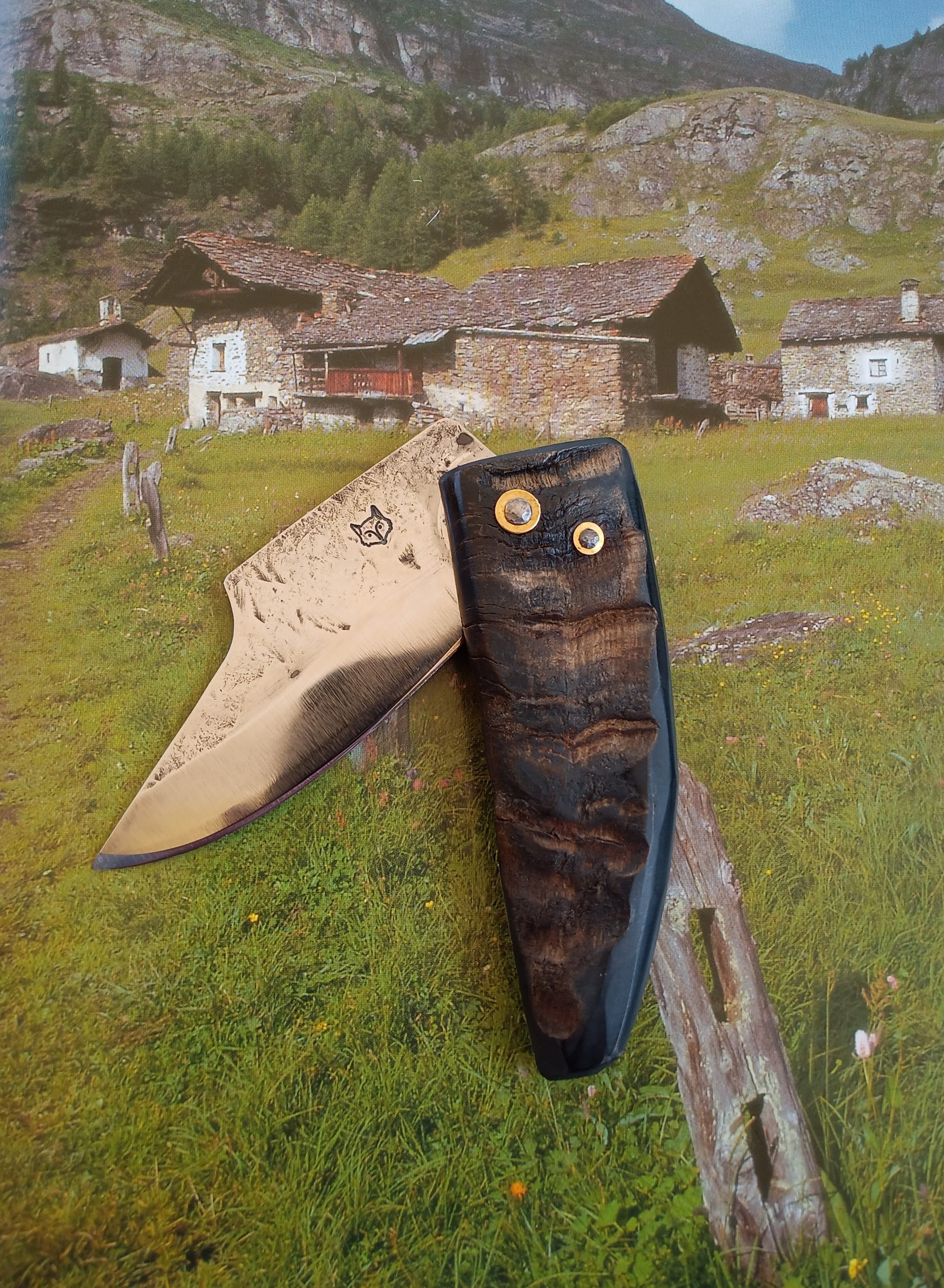 Couteau de berger corne de chèvre.