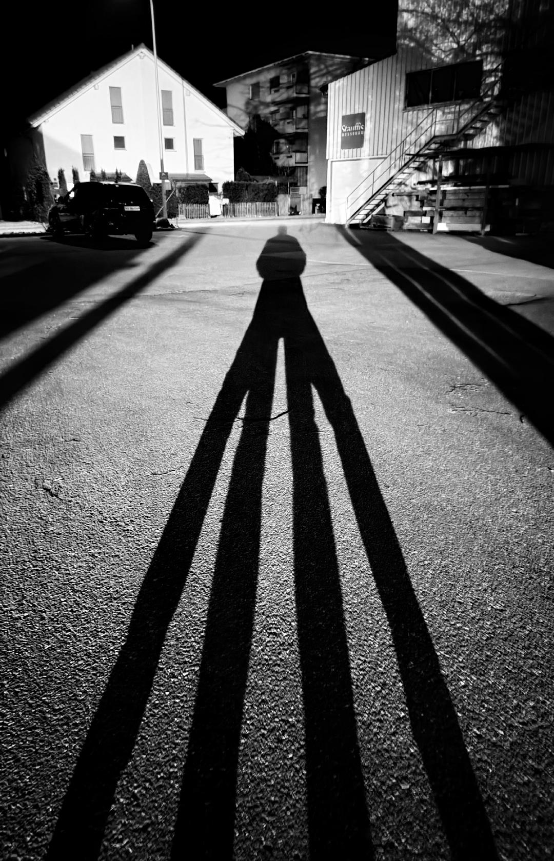 Das Schatten - Monster