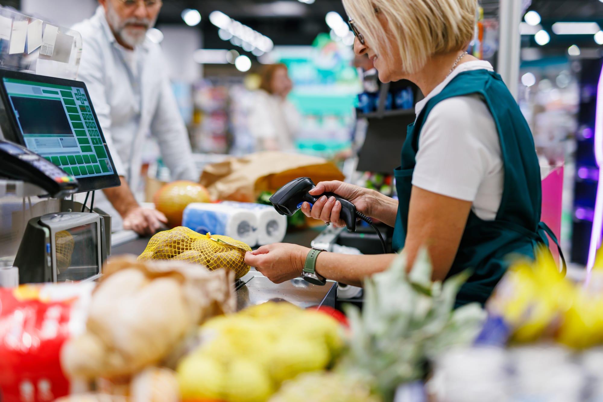 TIPS FOR STRETCHING GROCERY BUDGET