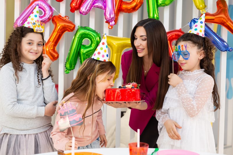 Birthday Party "Fun Saturday" from 10YO(3h+30 mins)