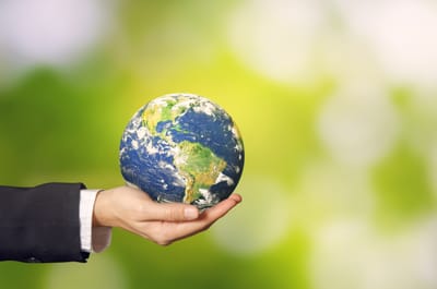 לעורר את אחריות וגדלות האדם - סנהדרין כט, א