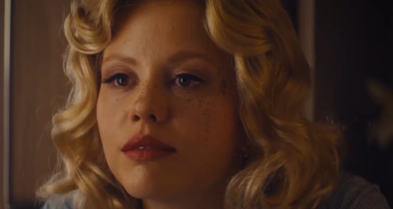 “MAXXXINE” consagra o brilhantismo de Mia Goth e celebra o cinema de Ti West