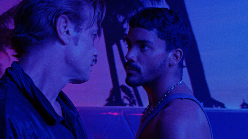 “MOTEL DESTINO” e a filmografia quente e multicolorida do cineasta brasileiro Karim Aïnouz