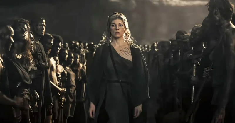 “NAS TERRAS PERDIDAS” traz Milla Jovovich de volta à ação com história simples, mas positiva