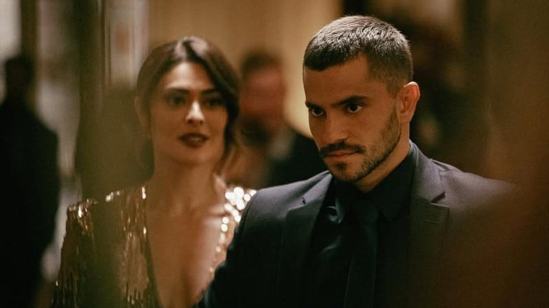 “OS DONOS DO JOGO” navega entre os altos e baixos do crime organizado e de uma comunidade que se tece entre poder e dinheiro