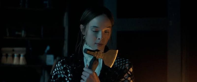 “Monstros”, de Ryan Murphy e a espetacularização da violência fomentada por plataformas de streaming
