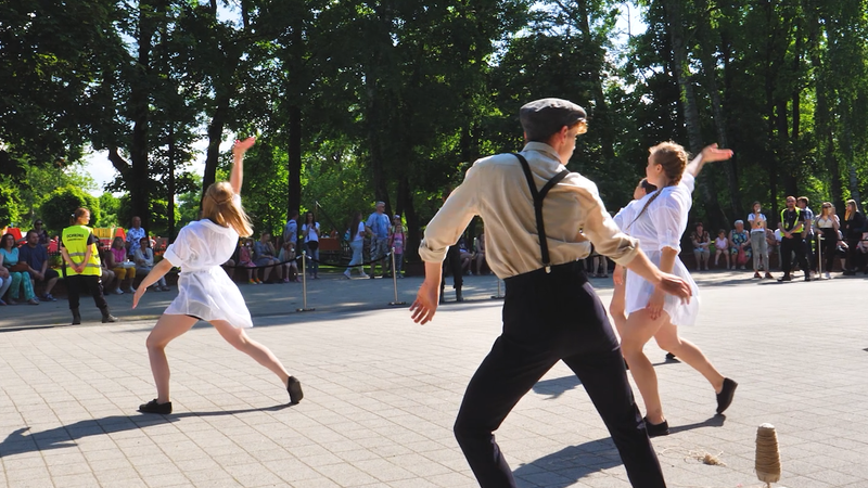 Reportaże i filmy instruktażowe