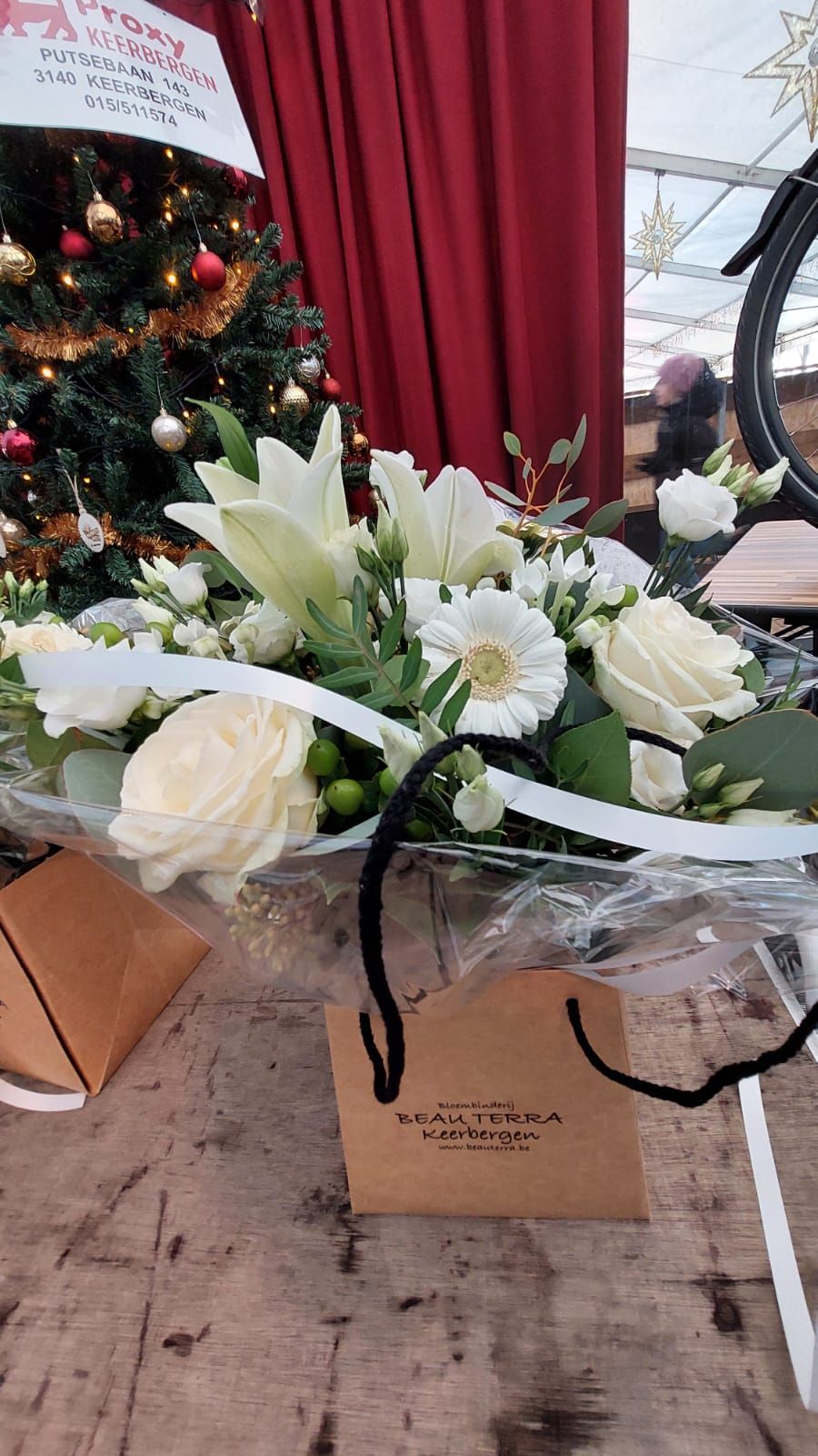 Bloemen geschonken door Beau Terra